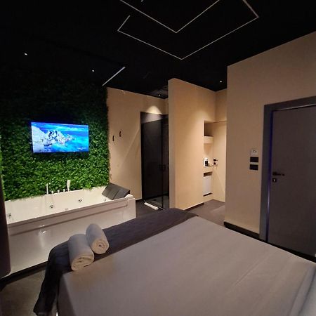 Dark & Light Rooms & Luxury Suites Catânia Exterior foto